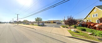 Plus de détails pour 555-575 N Central Ave, Upland, CA - Bureau/Local commercial à louer