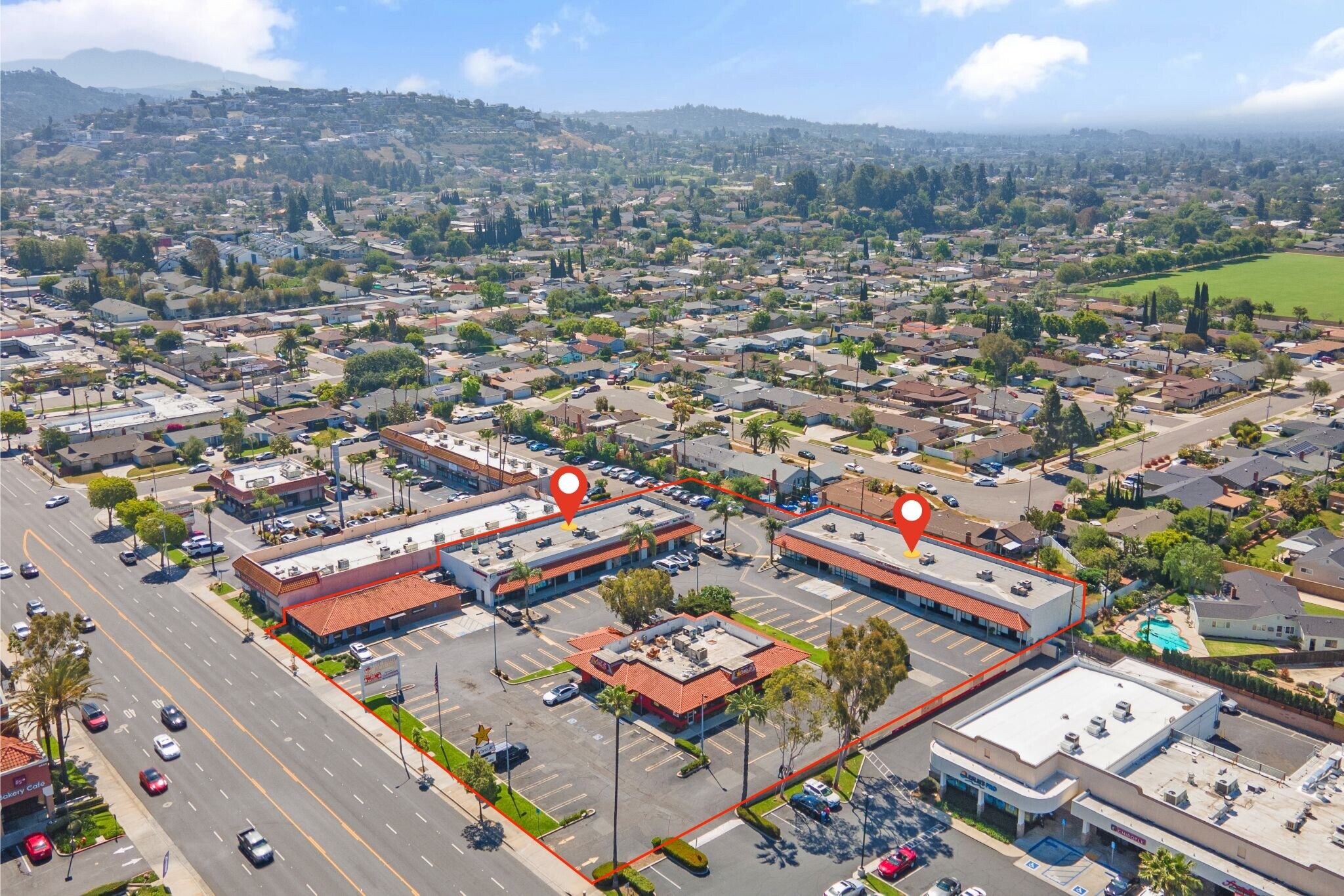 3512-3538 E Chapman Ave, Orange, CA à louer Photo de l’immeuble– Image 1 sur 16