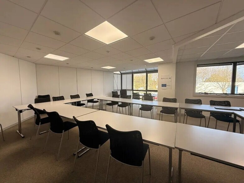 Bureau dans Beauvais à vendre - Photo intérieure – Image 2 sur 12