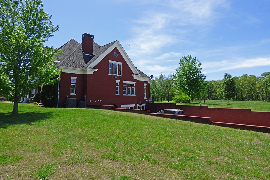 View Photo