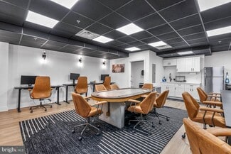 Plus de détails pour 160-164 N 2nd St, Philadelphia, PA - Logement à vendre