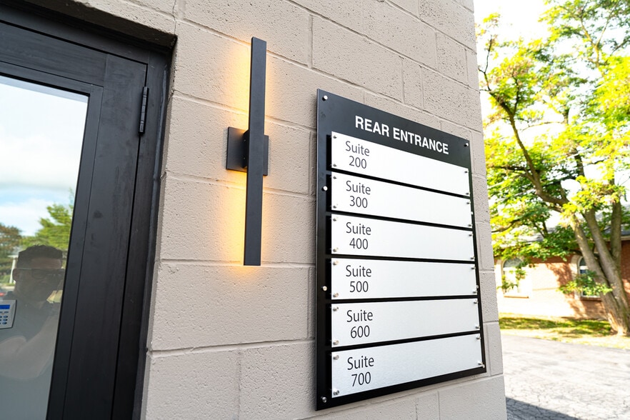 6512 Main St, Buffalo, NY à louer - Photo de l’immeuble – Image 3 sur 10