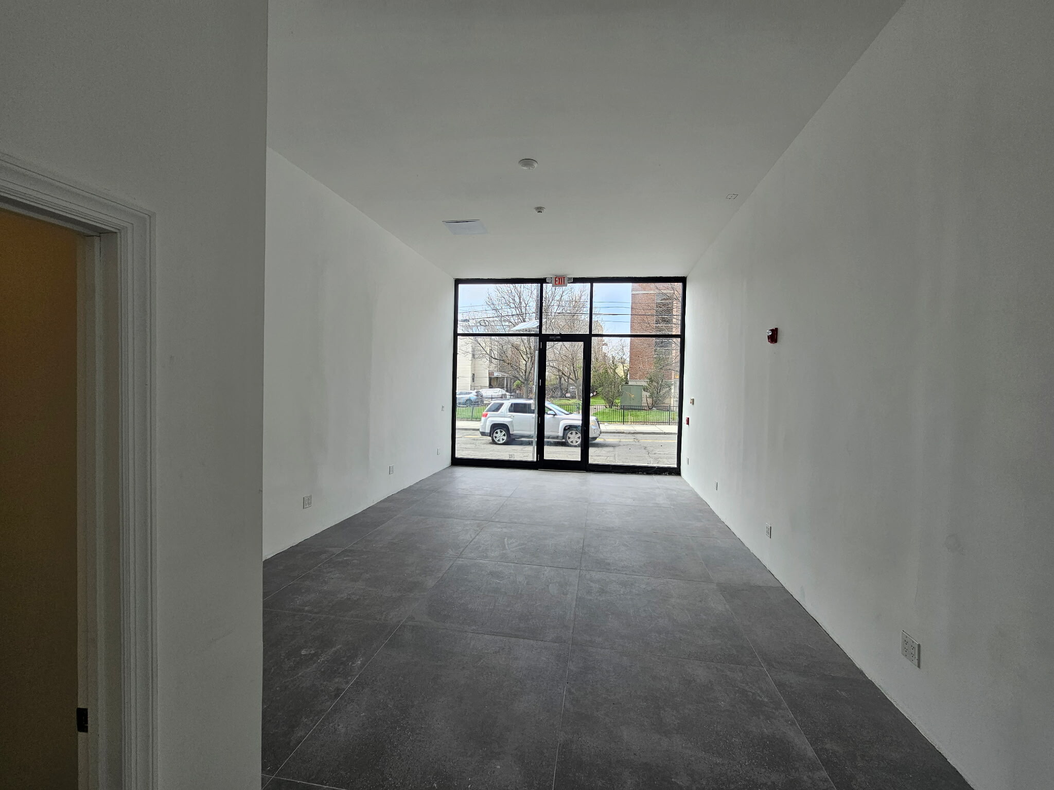 364 Summit Ave, Jersey City, NJ à louer Photo intérieure– Image 1 sur 8