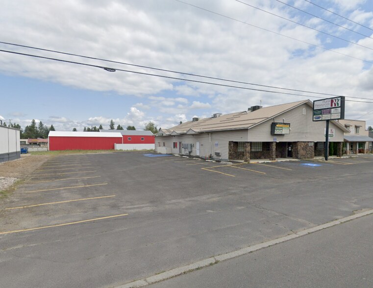 110 W Crawford St, Deer Park, WA à louer - Photo de l’immeuble – Image 3 sur 6