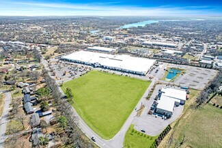 Plus de détails pour 90 Volunteer Dr, Hendersonville, TN - Local d’activités à vendre
