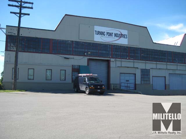 4000 River Rd, Tonawanda, NY à louer - Photo de l’immeuble – Image 2 sur 4