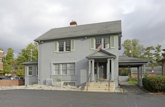 Plus de détails pour 887 E Maple Rd, Birmingham, MI - Bureau/Local commercial à louer