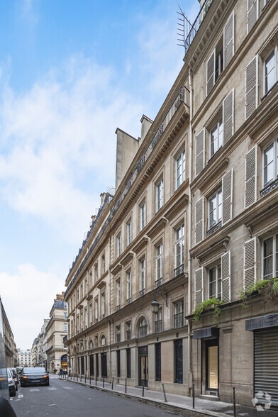 10 Rue De Castiglione, Paris à louer - Photo de l’immeuble – Image 3 sur 17