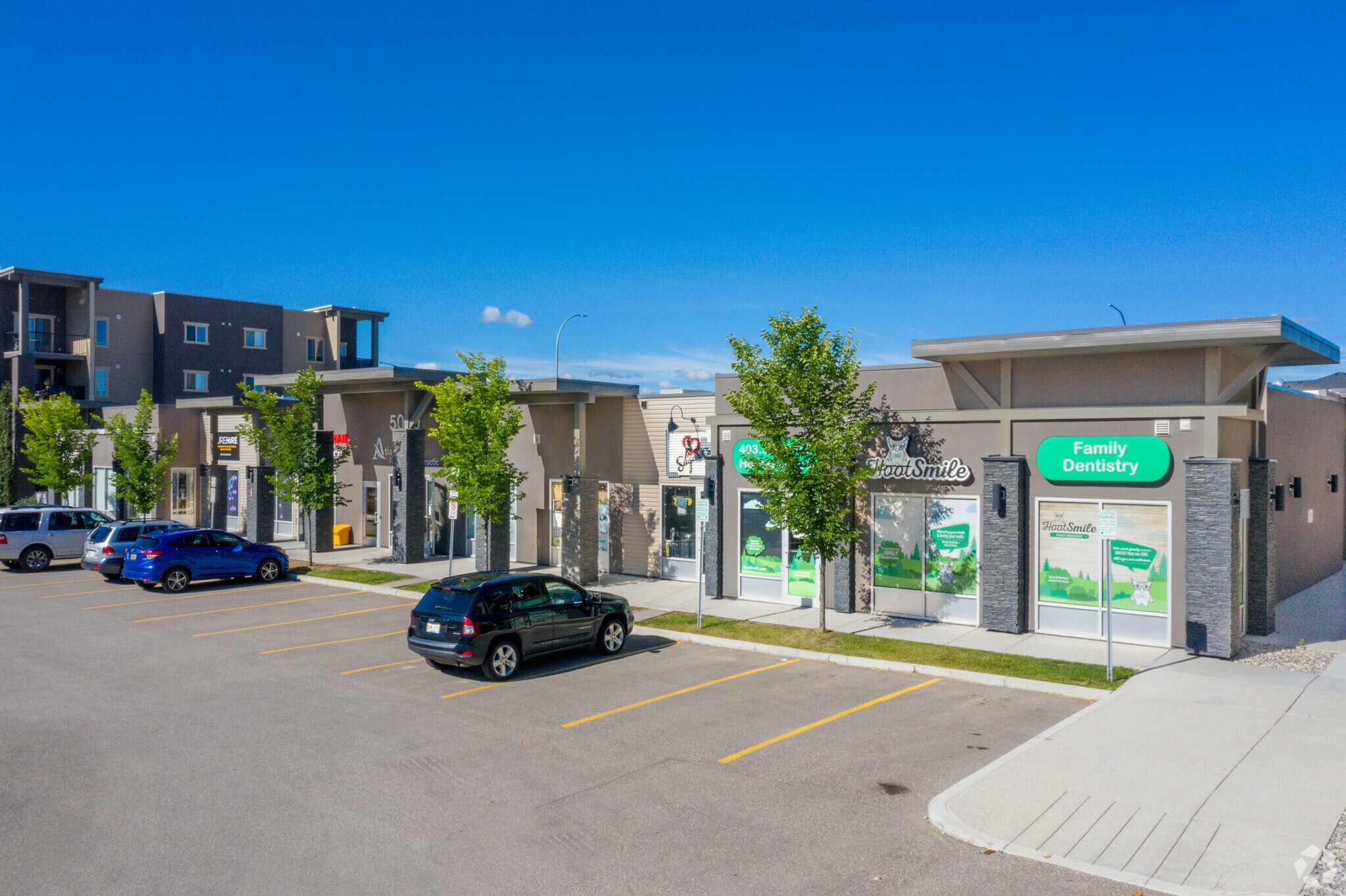 403 Mackenzie Way, Airdrie, AB à vendre Photo de l’immeuble– Image 1 sur 8