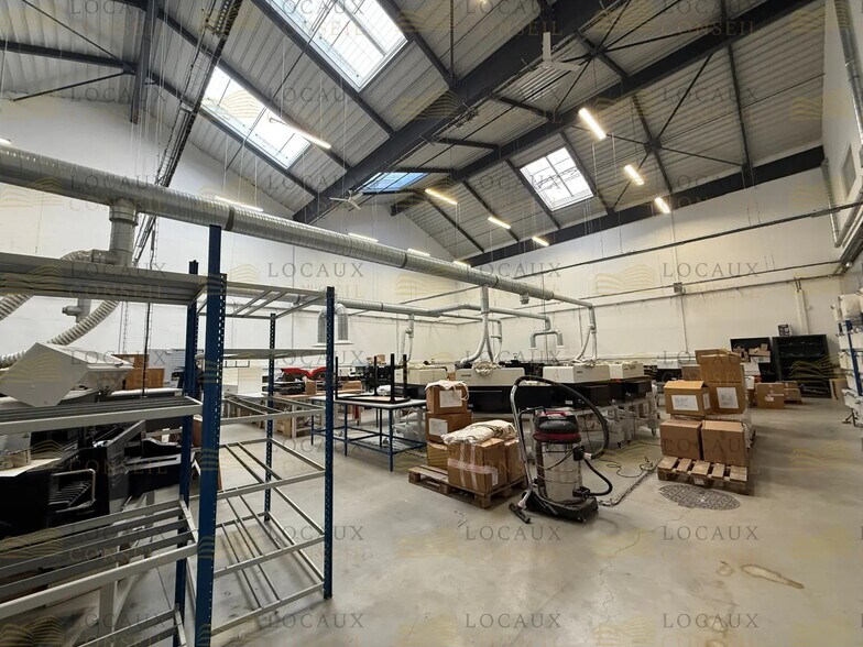 Local d'activités dans Cormeilles-en-Parisis à vendre - Photo intérieure – Image 2 sur 8