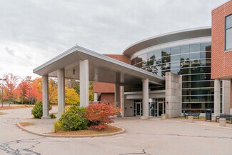 Plus de détails pour 52 South St, Hopkinton, MA - Local d'activités à louer