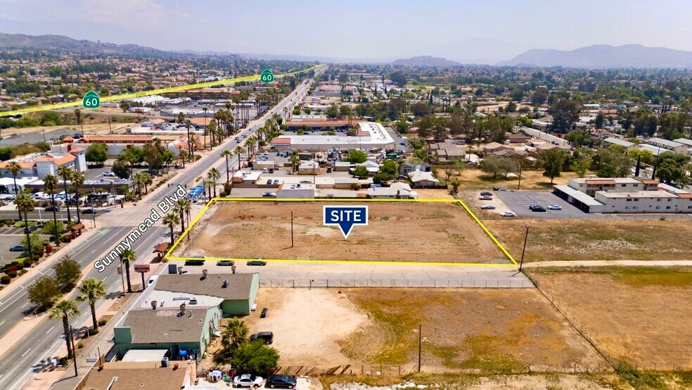 24325 Sunnymead Blvd, Moreno Valley, CA à vendre - Aérien – Image 2 sur 11