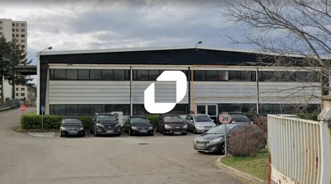 Plus de détails pour 6 Rue Yves Toudic, Vénissieux - Industriel/Logistique à vendre