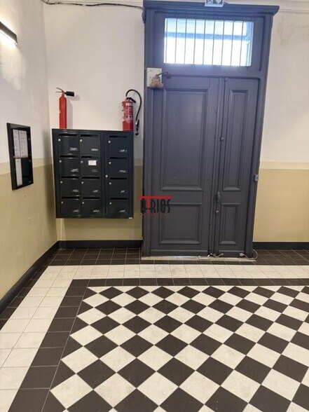 Bureau dans Toulon à louer - Photo de l’immeuble – Image 2 sur 7