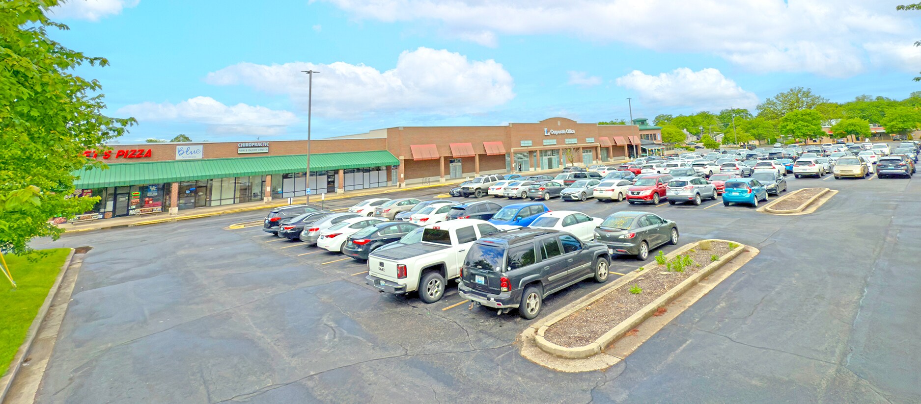 1030 S Broadway, Lexington, KY à louer Photo principale– Image 1 sur 6