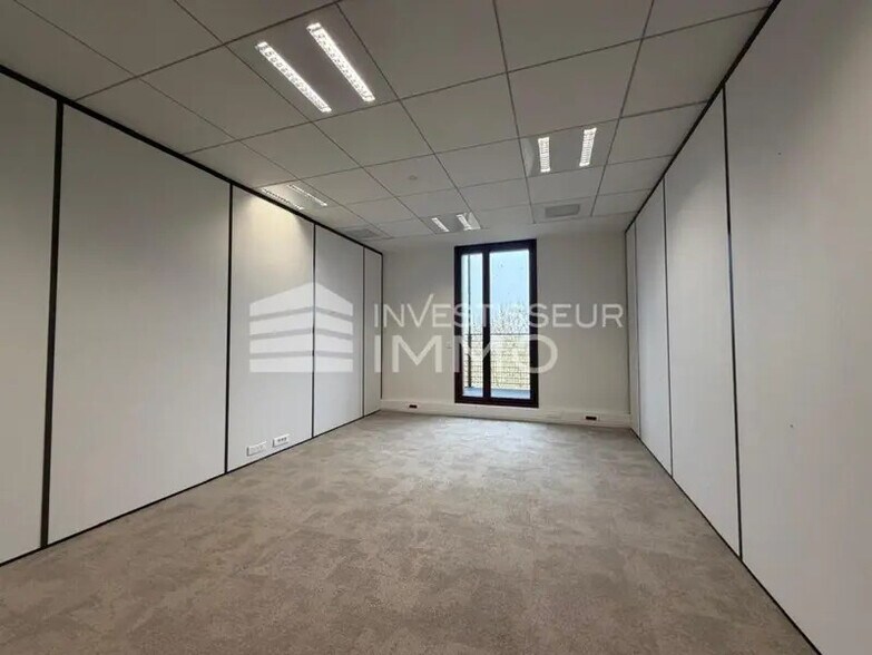Bureau dans Montévrain à louer - Photo intérieure – Image 1 sur 4