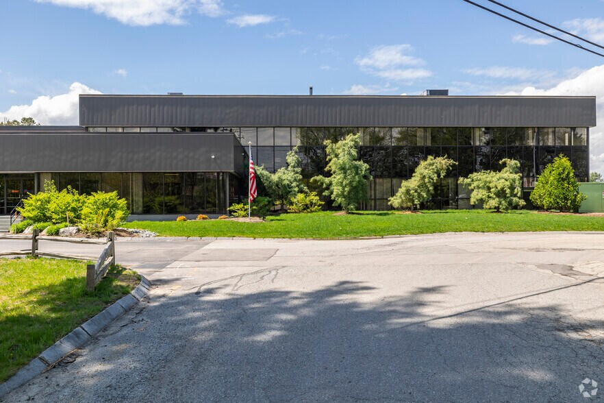 23 Dumaine Ave, Nashua, NH à louer - Photo de l’immeuble – Image 3 sur 5