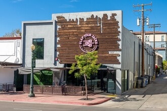 3020 University Ave, San Diego, CA à louer Photo de l’immeuble– Image 1 sur 22