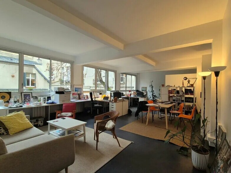 Bureau dans Paris à louer - Photo de l’immeuble – Image 1 sur 7