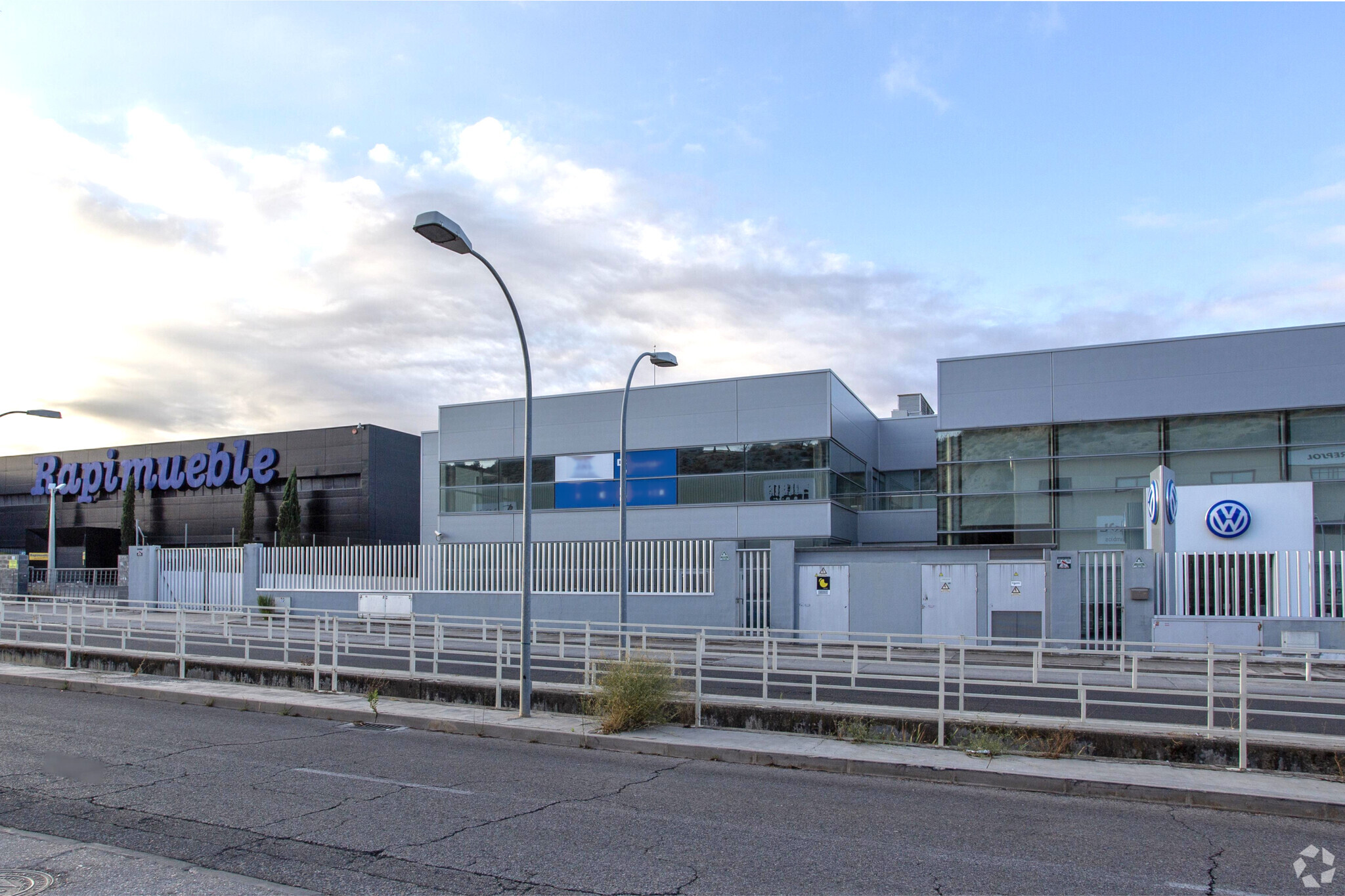 Industriel/Logistique dans Aranjuez, Madrid à vendre Photo principale– Image 1 sur 3
