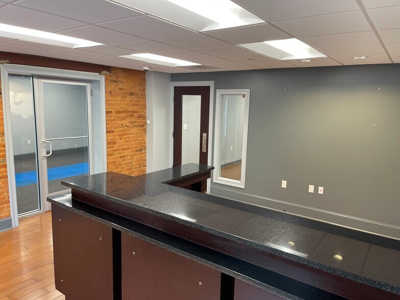 11-16 Public Sq, Hagerstown, MD à louer - Photo de l’immeuble – Image 3 sur 7