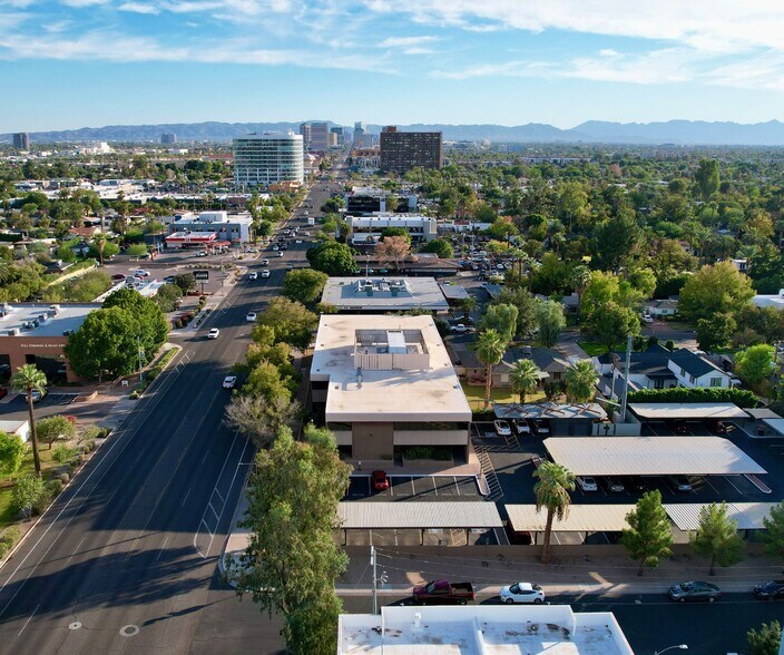 5300 N Central Ave, Phoenix, AZ à vendre - Photo de l’immeuble – Image 2 sur 4