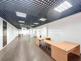 Plus de détails pour Local commercial à louer