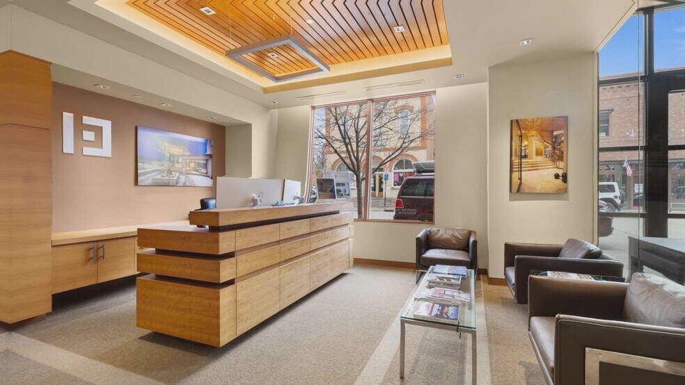 Flagship Main Street Asset portefeuille de 5 biens à vendre sur LoopNet.fr - Vidéo sur l’annonce professionnelle – Image 2 sur 22