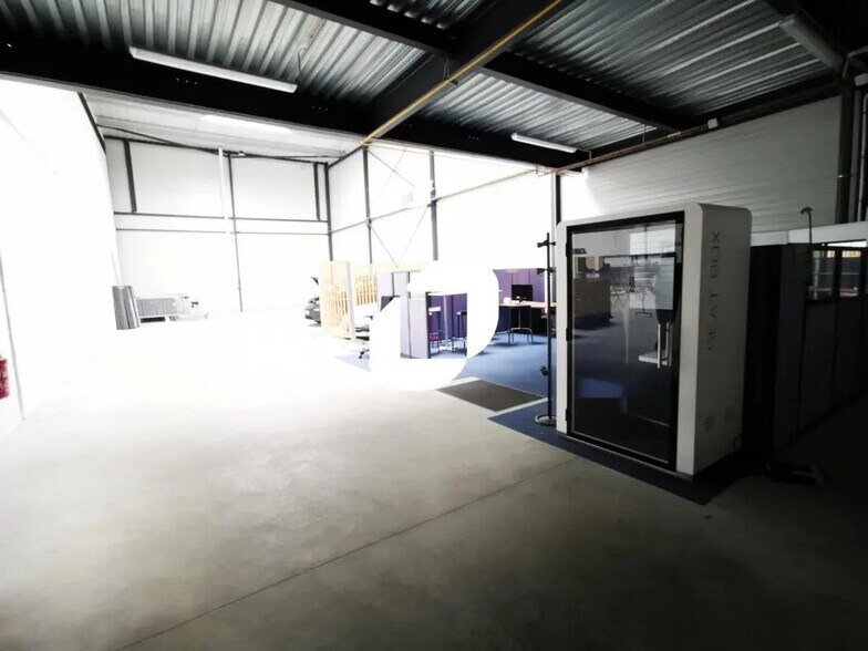 Bureau dans Collégien à louer - Photo de l’immeuble – Image 2 sur 6