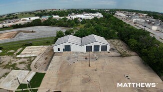 Plus de détails pour 5504 Forest Hill Dr, Fort Worth, TX - Industriel/Logistique à vendre