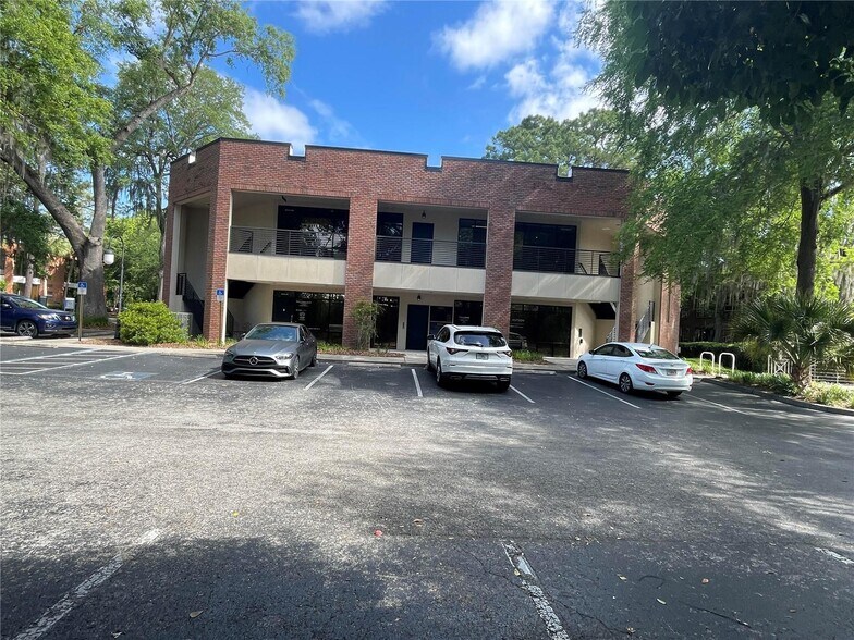 2750 NW 43rd St, Gainesville, FL à vendre - Photo de l’immeuble – Image 1 sur 14