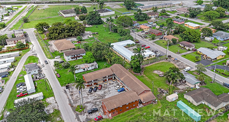 241 NW 11th St, Belle Glade, FL à vendre - Photo de l’immeuble – Image 2 sur 2