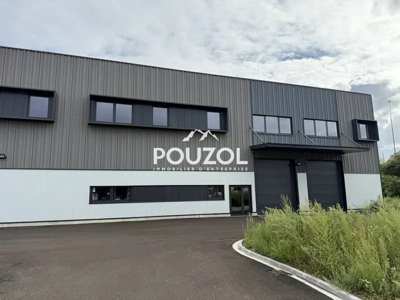 9 Rue Des Ronzieres, Clermont-Ferrand à louer - Photo de l’immeuble – Image 2 sur 12