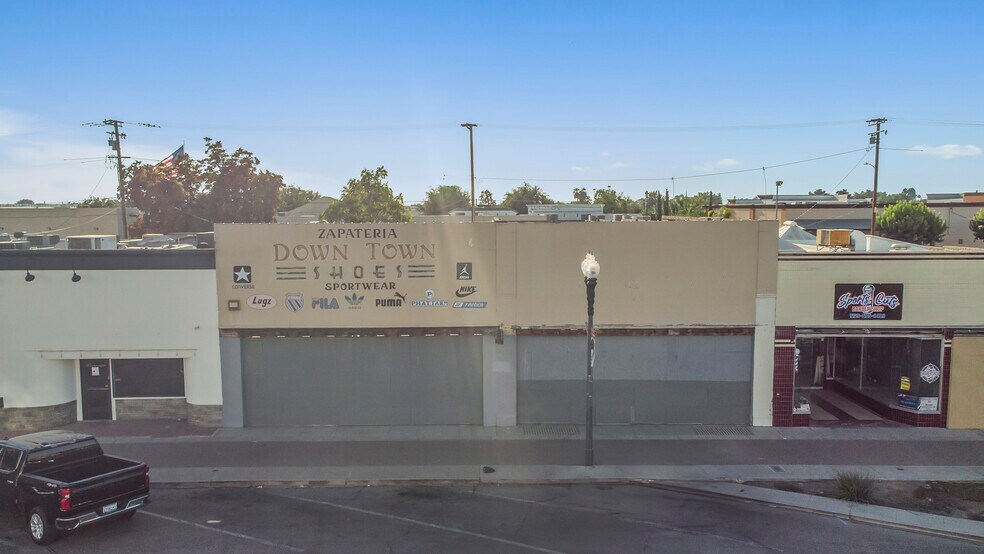 37 N Main St, Porterville, CA à vendre - Photo principale – Image 2 sur 20