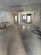 Local commercial dans Montcada i Reixac, Barcelona à louer Photo intérieure– Image 2 sur 2