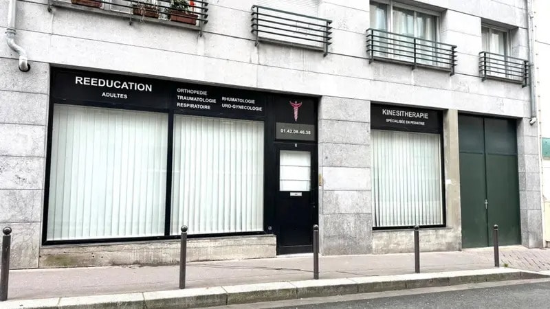 Local d'activités dans Paris à vendre - Photo de l’immeuble – Image 1 sur 16