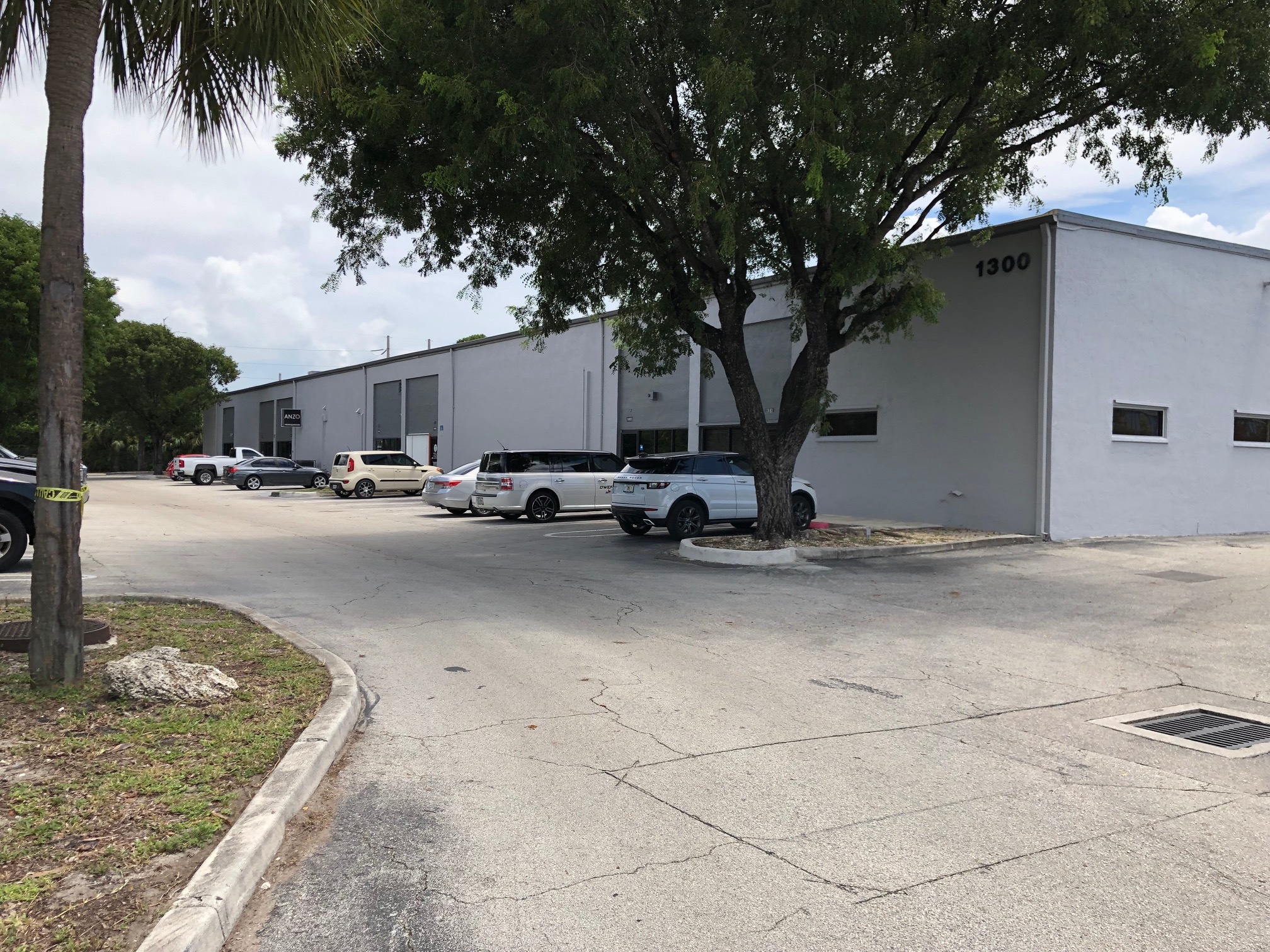 1300-1370 W Industrial Ave, Boynton Beach, FL à louer Photo de l’immeuble– Image 1 sur 7