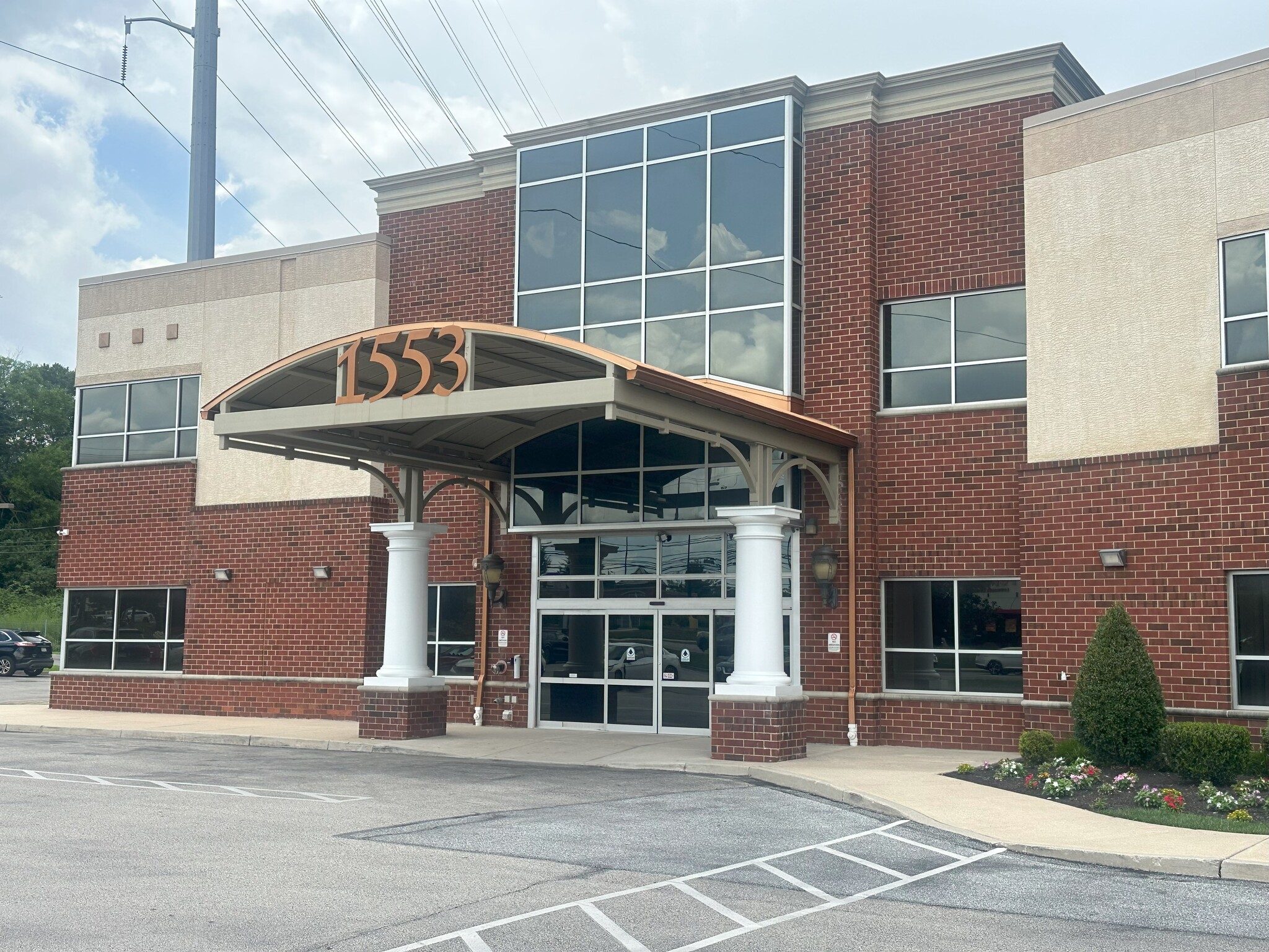 1553 Chester Pike, Crum Lynne, PA à louer Photo principale– Image 1 sur 4