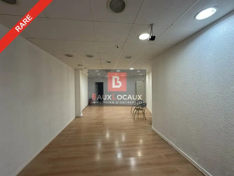 Local commercial dans Bollène à louer Photo intérieure– Image 1 sur 7