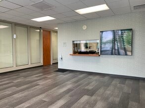 26224-26232 Industrial Blvd, Hayward, CA à louer Photo de l’immeuble– Image 2 sur 9