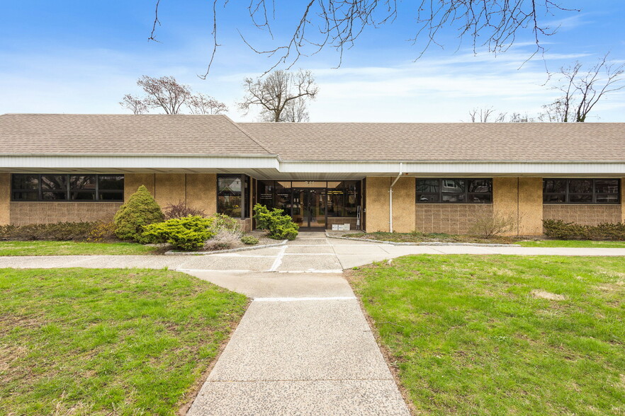 311 N Midland Ave, Nyack, NY à louer - Photo de l’immeuble – Image 2 sur 36