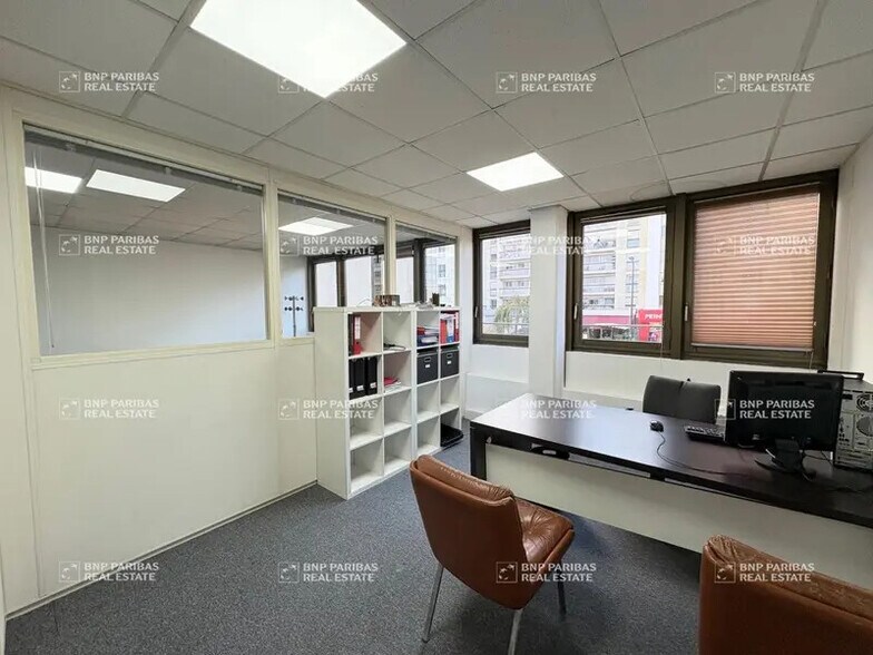 Bureau dans Bourg-la-Reine à louer - Photo intérieure – Image 2 sur 8
