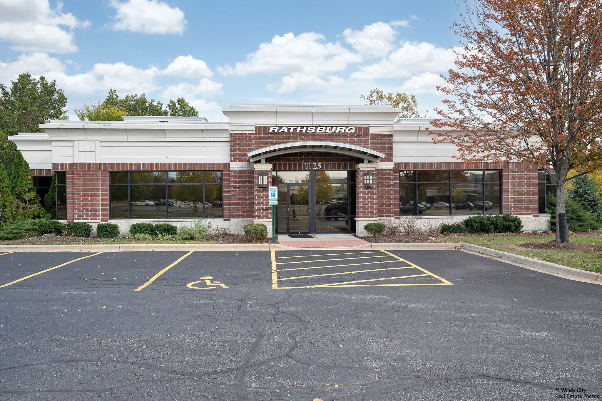 1125 N Prospect Ave, Itasca, IL à vendre Photo principale– Image 1 sur 15