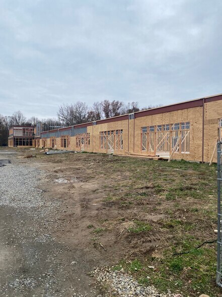 1180 Bloomfield Ave, Caldwell, NJ à louer - Photo de l’immeuble – Image 2 sur 7