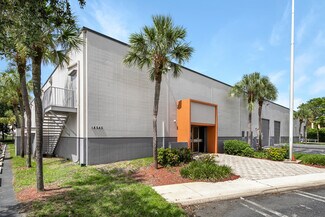 Plus de détails pour 14545 NW 60th Ave, Miami Lakes, FL - Industriel/Logistique à louer