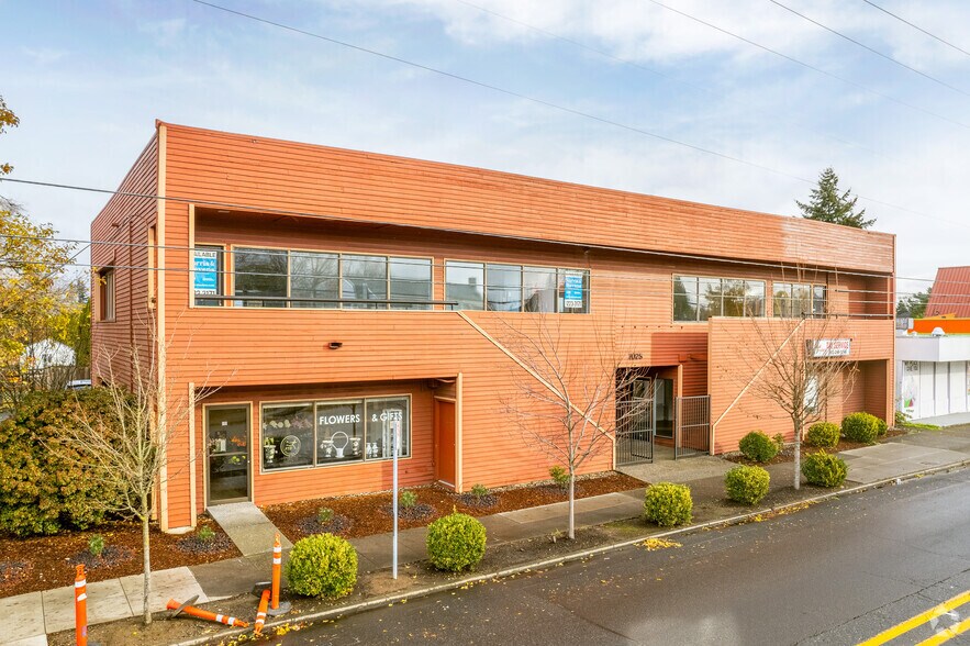 7025 N Lombard St, Portland, OR à louer - Photo de l’immeuble – Image 2 sur 22