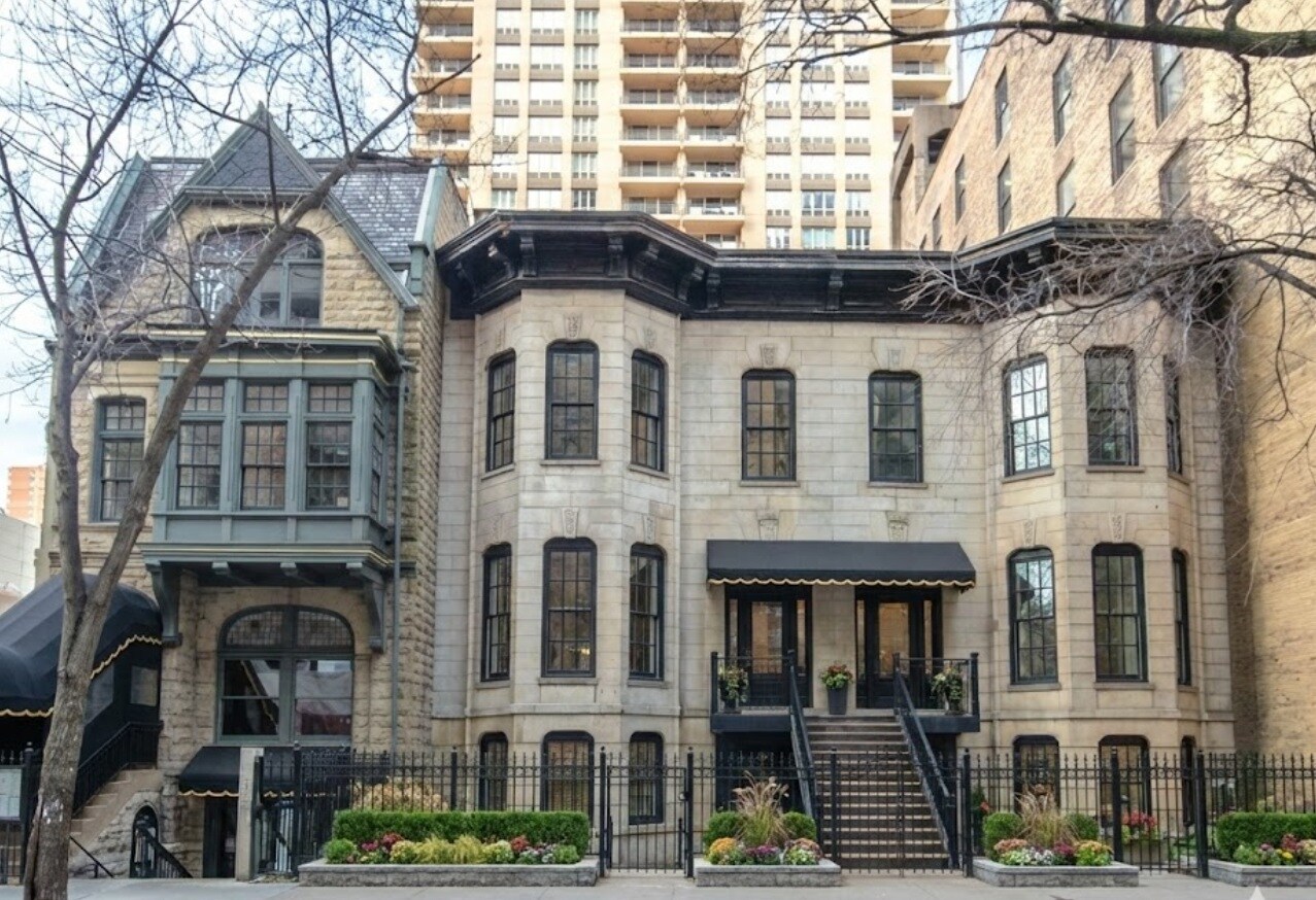 44-46 E Superior St, Chicago, IL à louer Photo principale– Image 1 sur 4