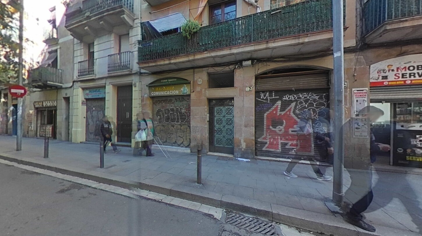 Immeuble residentiel dans Barcelone, Barcelona à vendre Photo principale– Image 1 sur 4