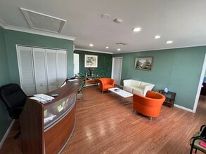 602 W Lantana Rd, Lake Worth, FL à louer Photo intérieure– Image 1 sur 6