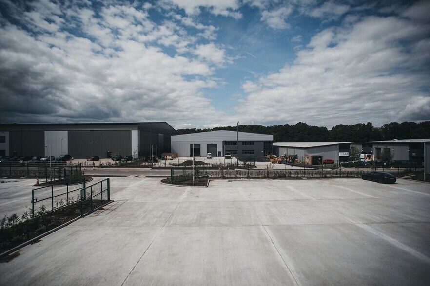 First Av, Finningley à louer - Photo de l’immeuble – Image 2 sur 9